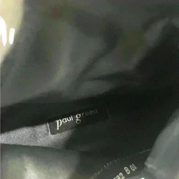 Paul Green 08532 Women’s Black Suede Ruffle Ankle Bootie  Size 8 B - Picture 9 of 12